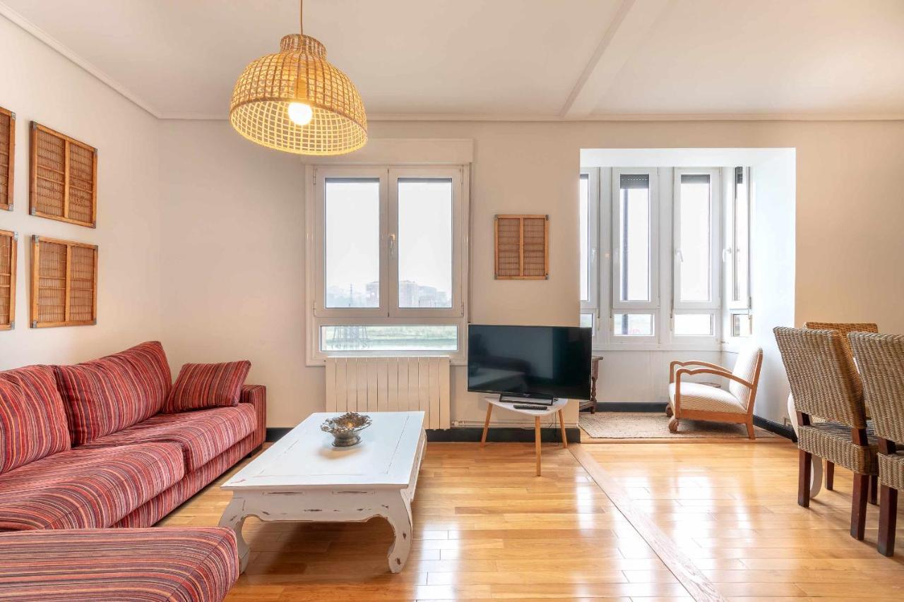 Apartamento Kuia Con Vistas Frontales A La Ria De Bilbao Cerca Del Metro 埃兰迪奥 外观 照片
